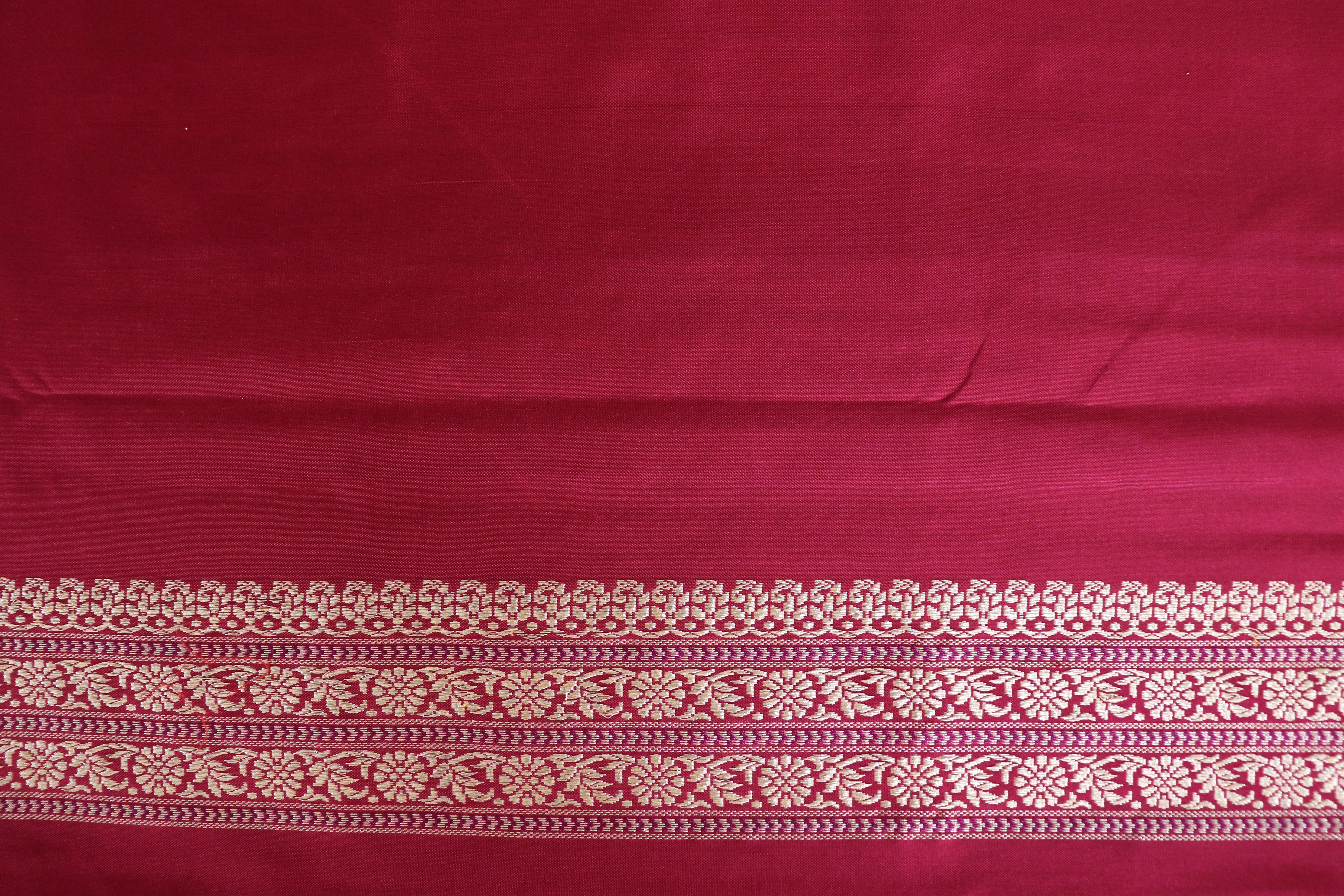 Crimson Peacock Motif Pure Silk Handloom Banarasi Saree