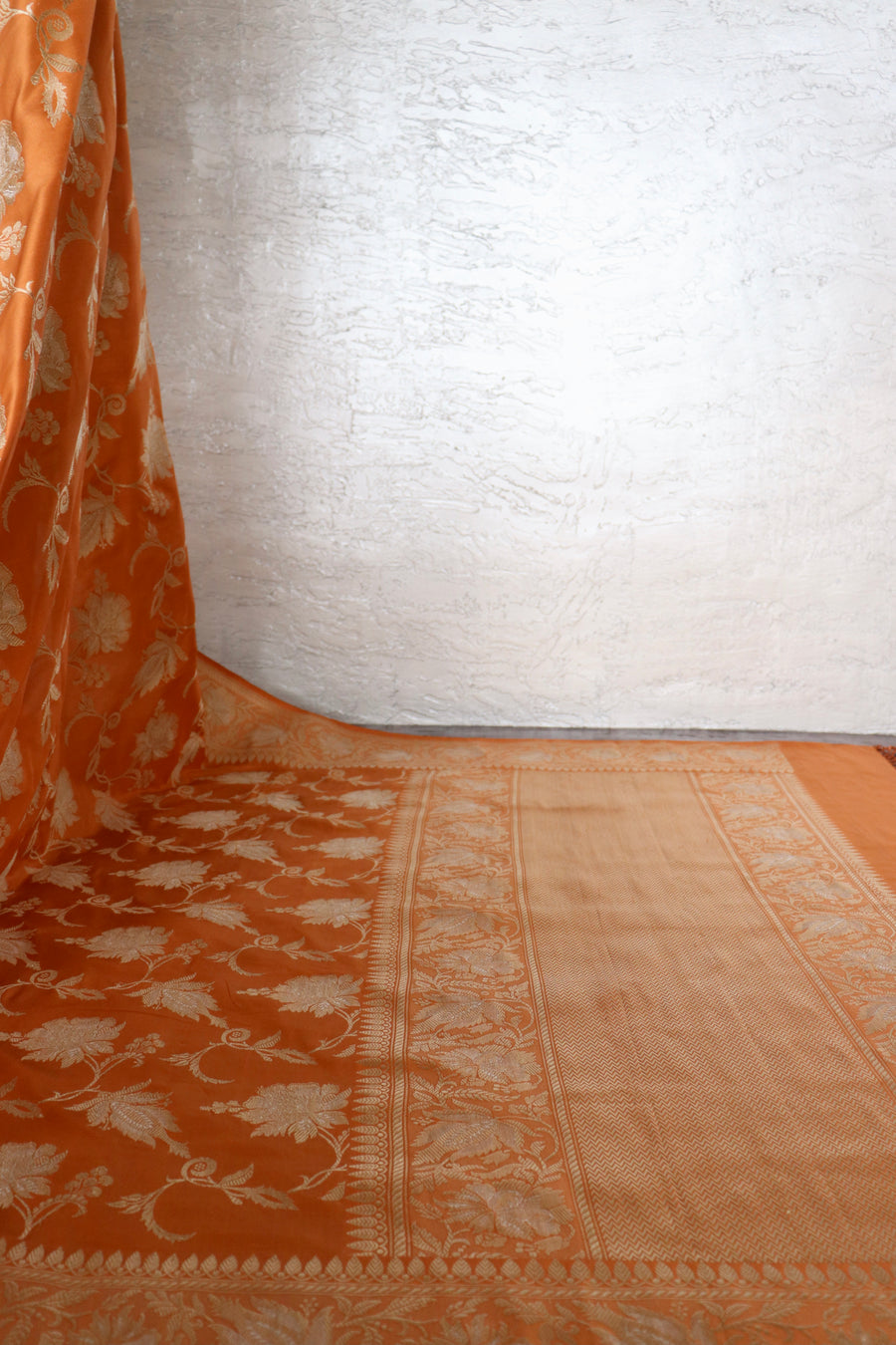 Rust Chinar Jangla Pure Silk Handloom Banarasi Saree