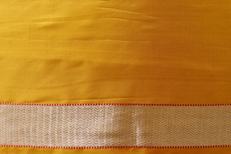 Yellow & Green Do Rukhi Resham Handwoven Banarasi Tanchoi Silk Saree