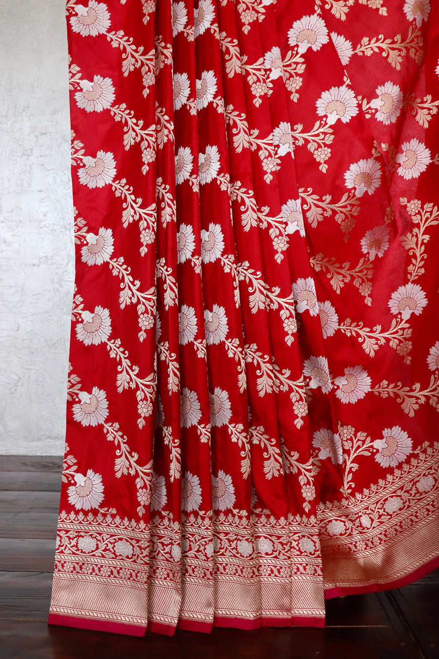 Red Zig Zag Jangla Pure Silk Banarasi Saree | Stuti Weaves