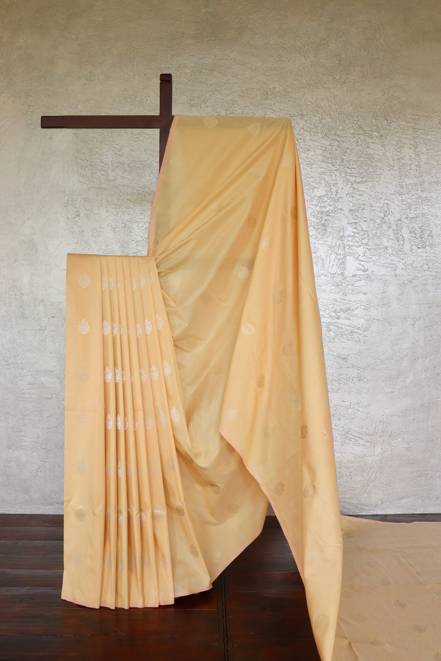 Lemon Virsa Kadhua Banarasi Saree | Stuti Weaves