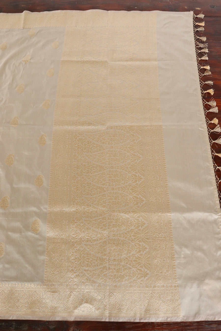 Light Grey Kairy Motif Pure Silk Banarasi Saree | Stuti Weaves