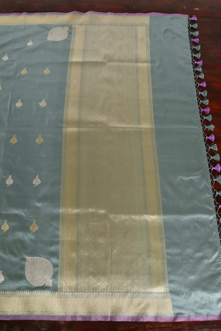 Vivid Sky Blue Kadhua Pure Silk Handloom Banarsi Saree