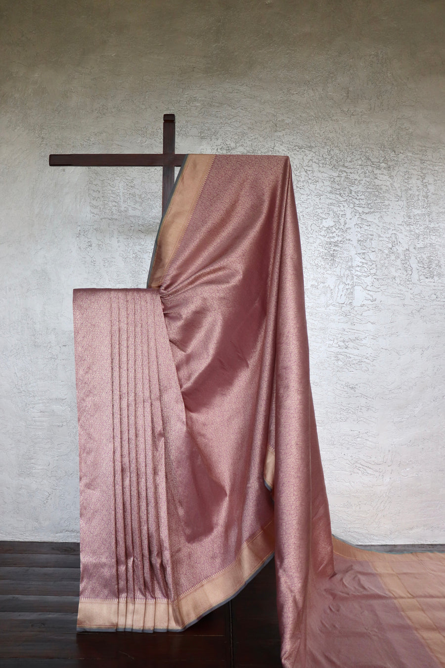 Mauve Brocade Jaal Pure Silk Handloom Banarasi Saree