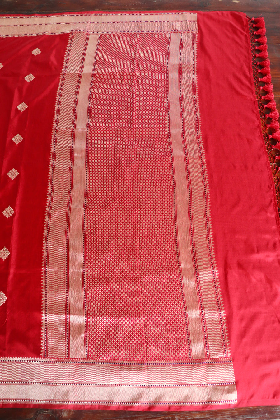 Red Diamond Buti Kadhua Motif Pure Katan Silk Handloom Saree