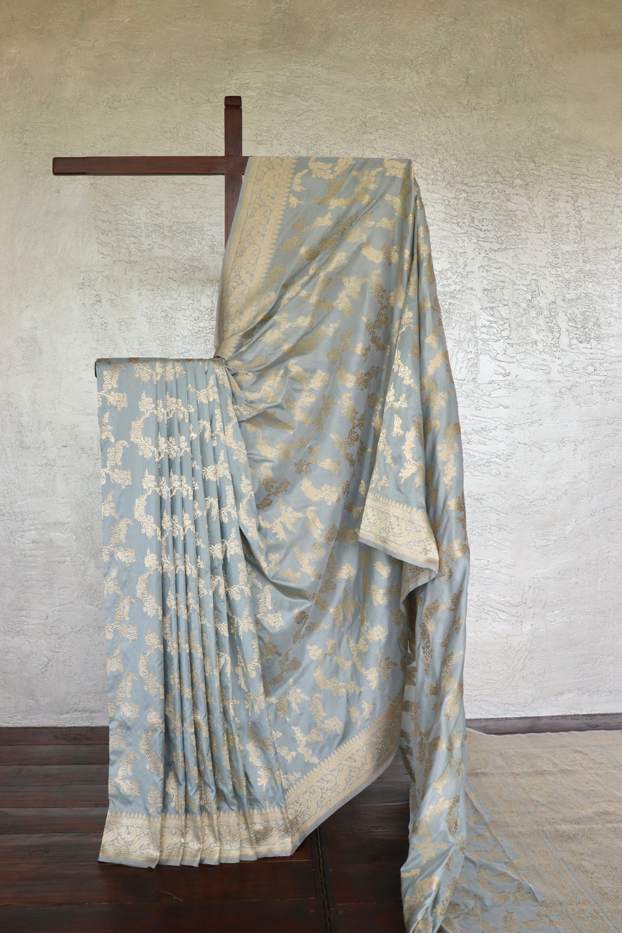 Grey Kadhua Pure Silk Handloom Banarsi Saree