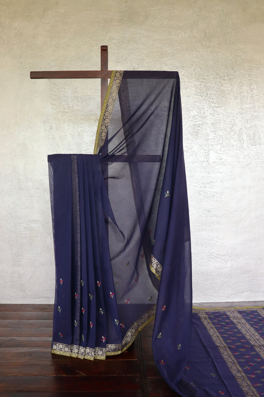 Navy Meenakari Buti Cotton Kadhua Motif Banarasi Handloom Saree