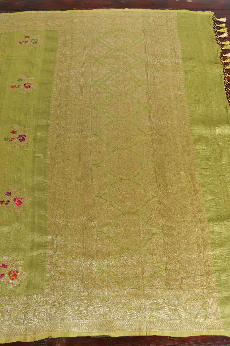 Olive Floral Buti Floral Pure Tussar Silk Handloom Banarasi Saree