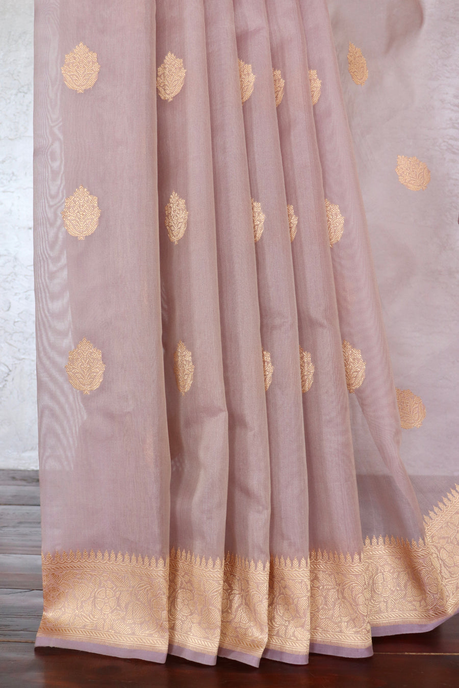 Pale Mauve Parizaat Motif Pure Kora Silk Handloom Saree