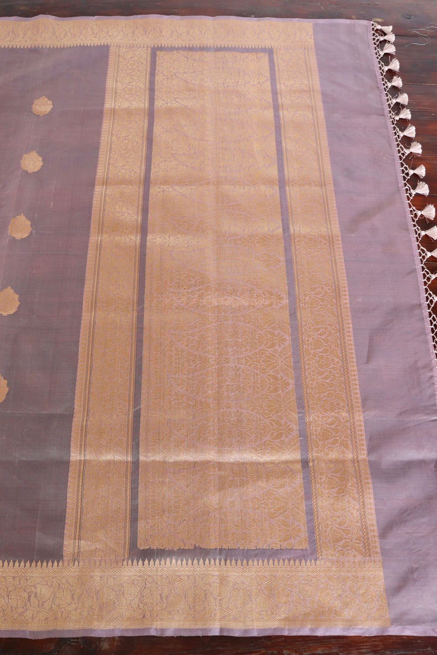 Pale Mauve Parizaat Motif Pure Kora Silk Handloom Saree