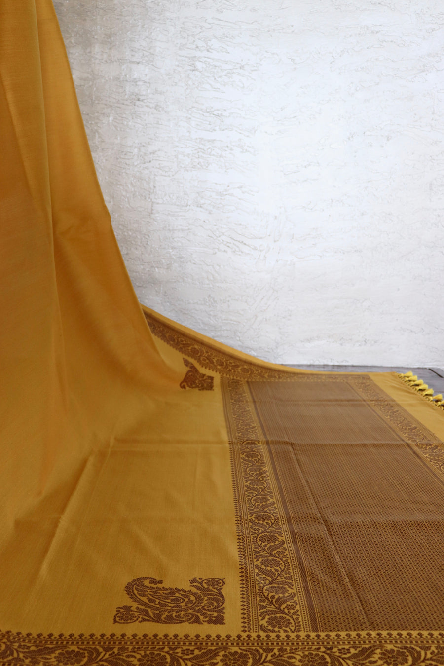 Yellow Kadhua Kuniya Pure Silk Handloom Saree