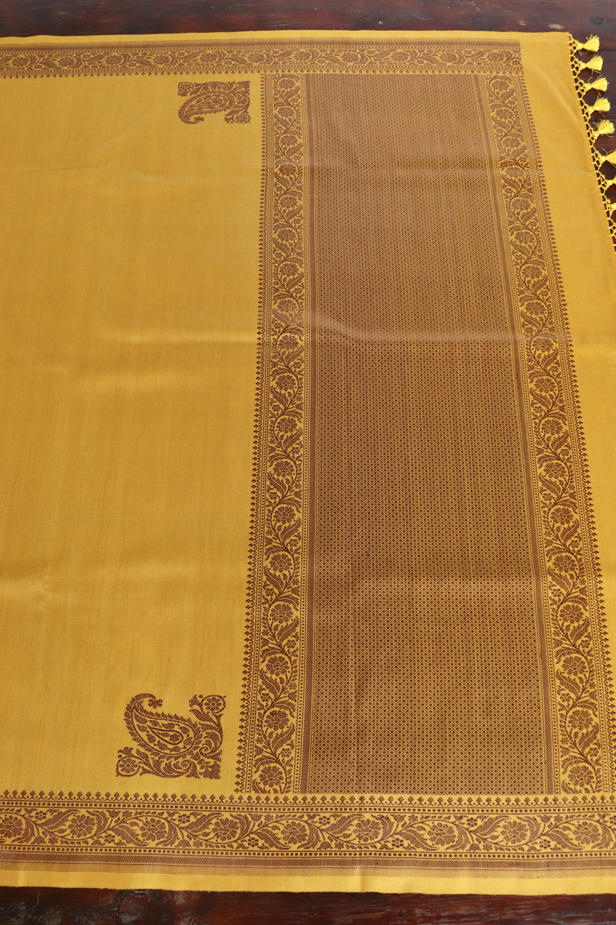 Yellow Kadhua Kuniya Pure Silk Handloom Saree