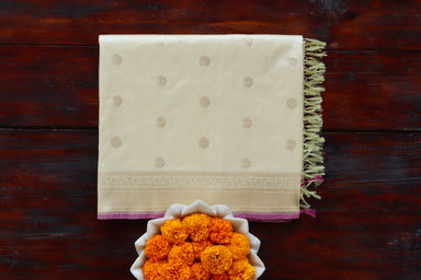 Ivory Ginnie Motif Pure Silk Banarasi Saree | Stuti Weaves