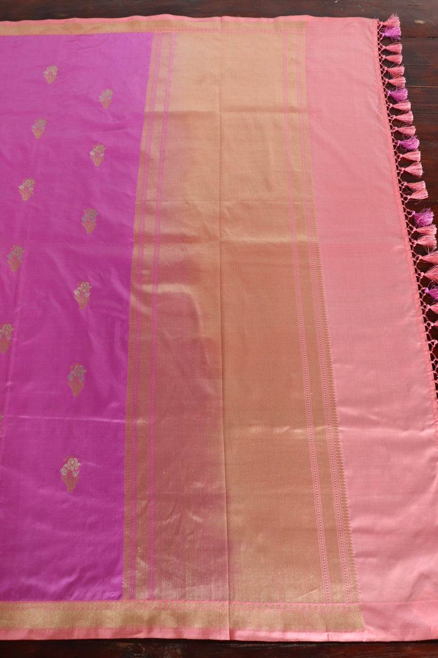 Pink Nargis Motif Pure Silk Handloom Banarsi Saree