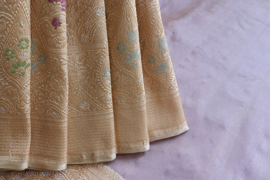 Lavender With Ivory Tissue With Meenadar Silk Kadiyal Banarasi Saree