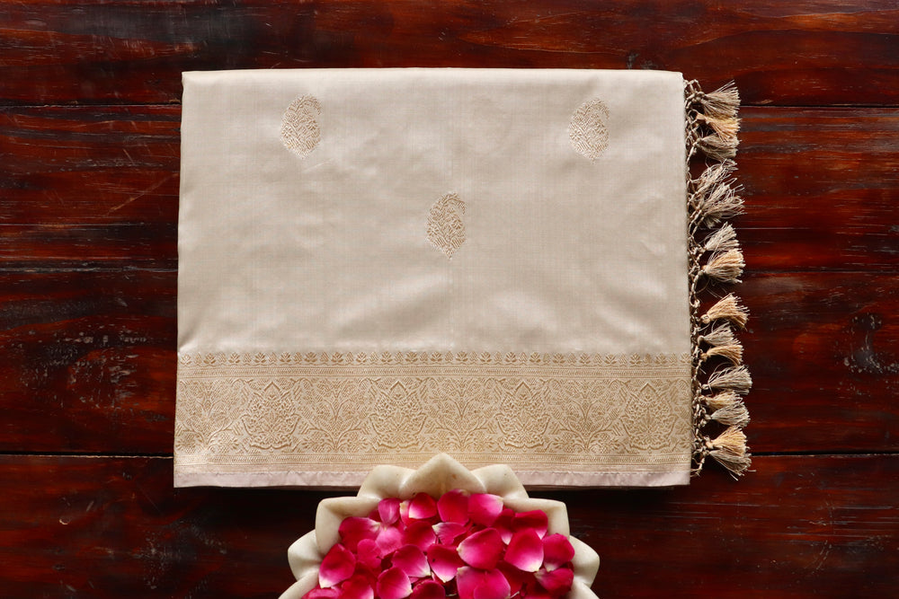 Light Grey Kairy Motif Pure Silk Handloom Banarsi Saree