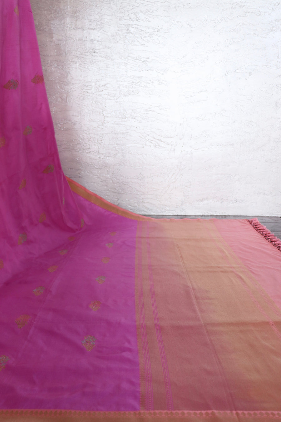 Pink Meenadar Nargis Motif Pure Silk Banarsi Handloom Saree