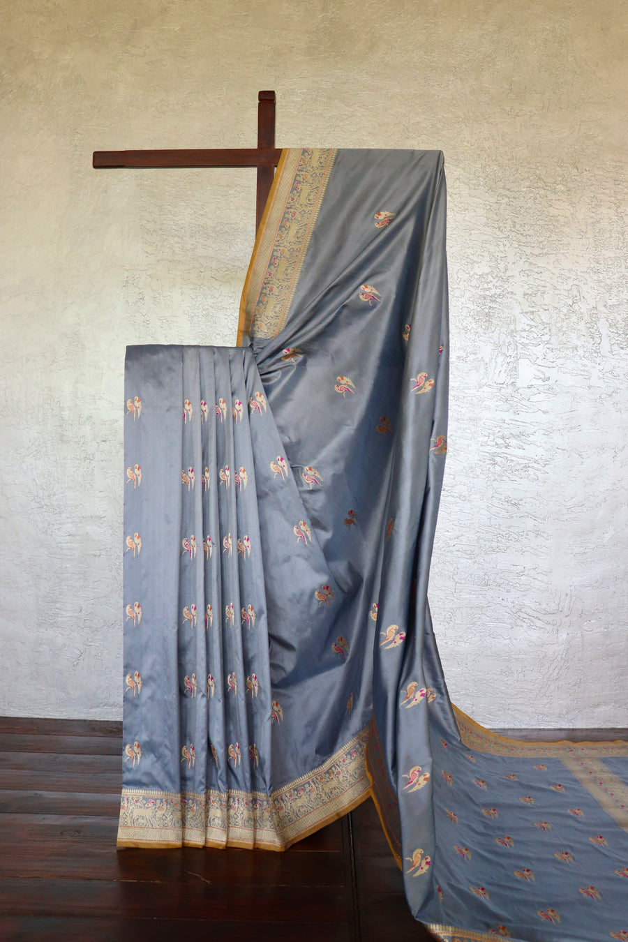 Grey Bird Motif Kadhua Pure Silk Handloom Banarasi Saree