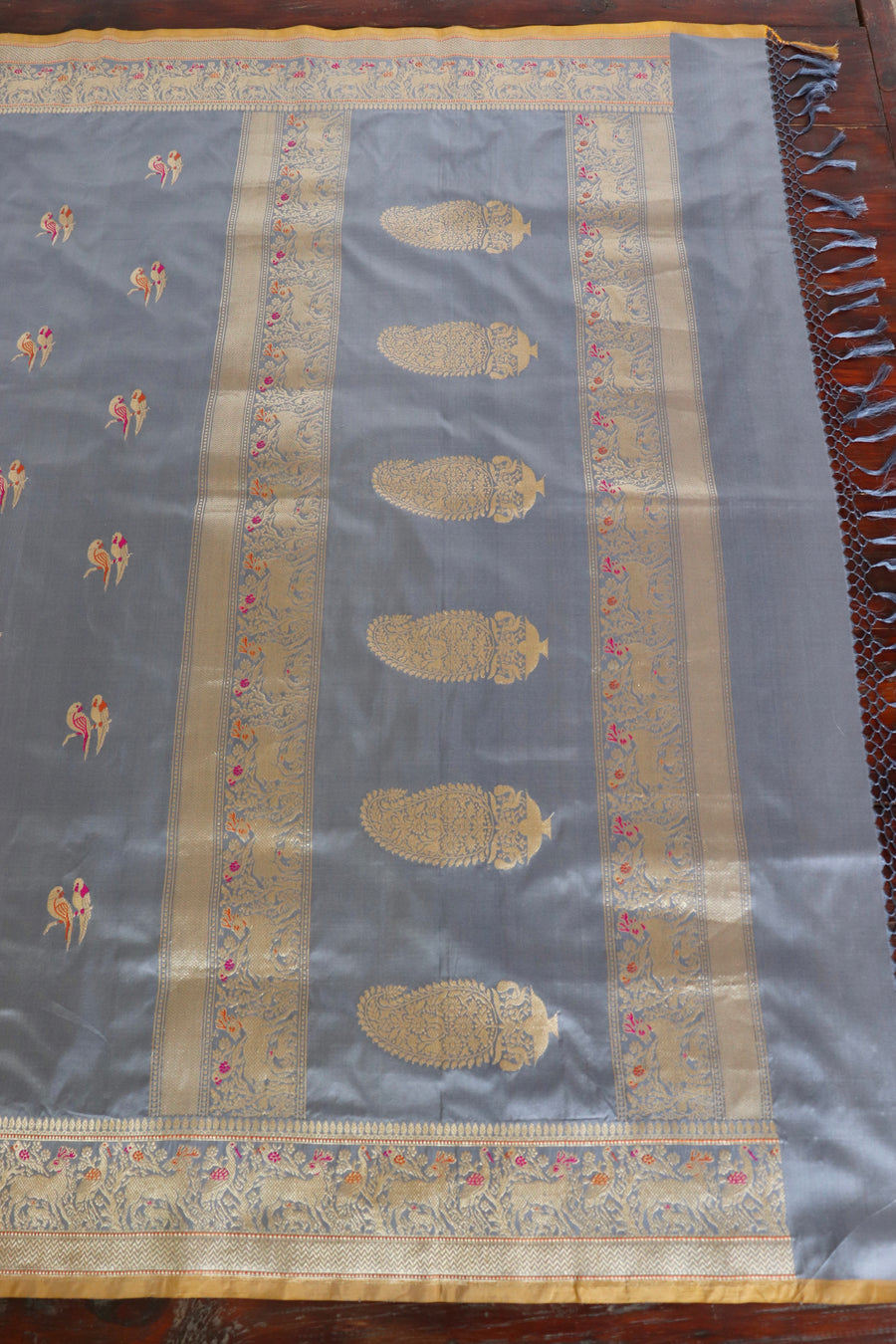 Grey Bird Motif Kadhua Pure Silk Handloom Banarasi Saree
