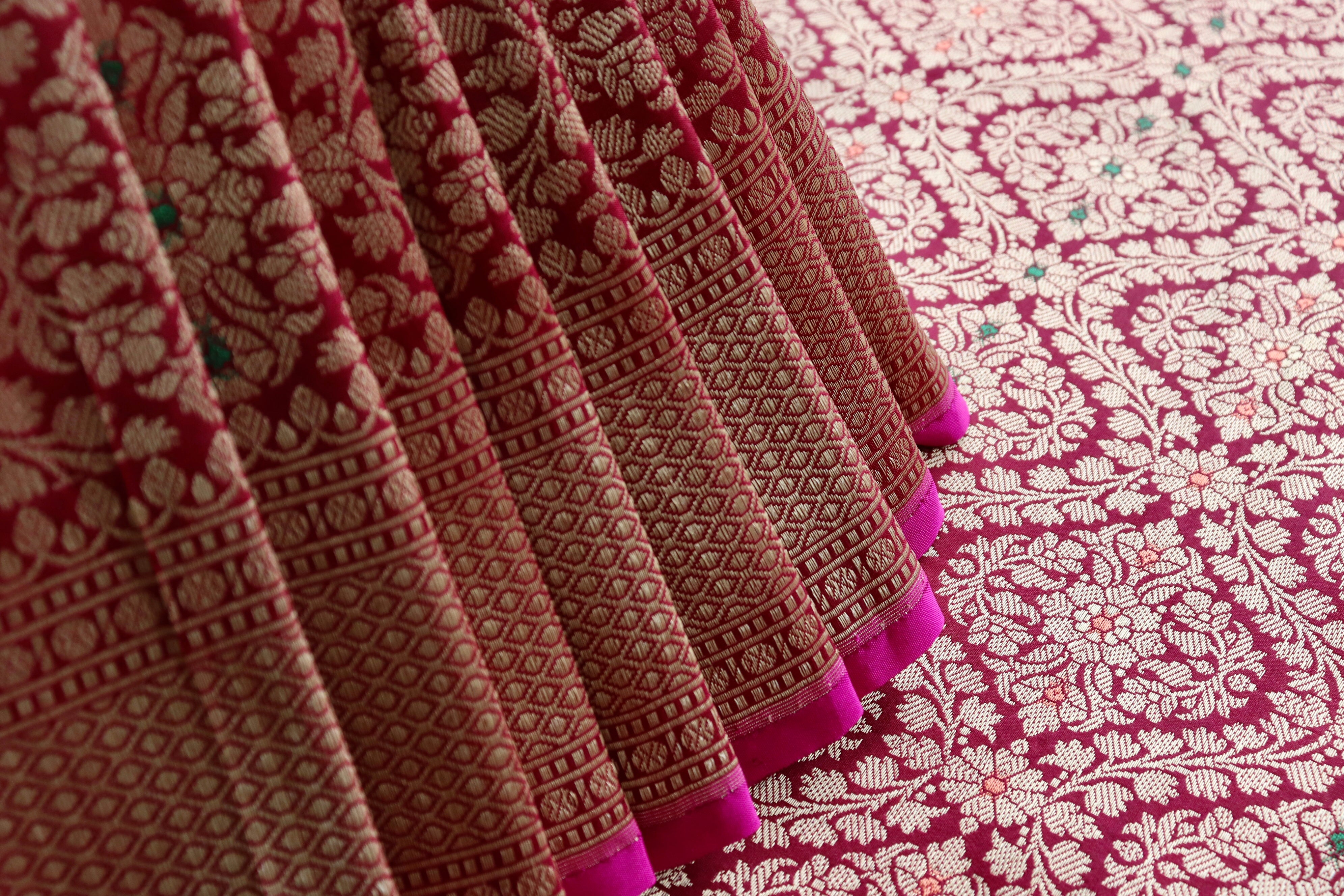 Berry Meenadar Tanchoi Pure Silk Handloom Banarasi Saree