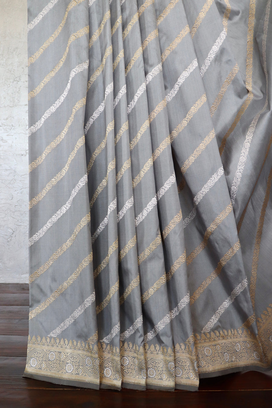 Dove - Grey Aada Jangla Pure Katan Silk Banarasi Saree