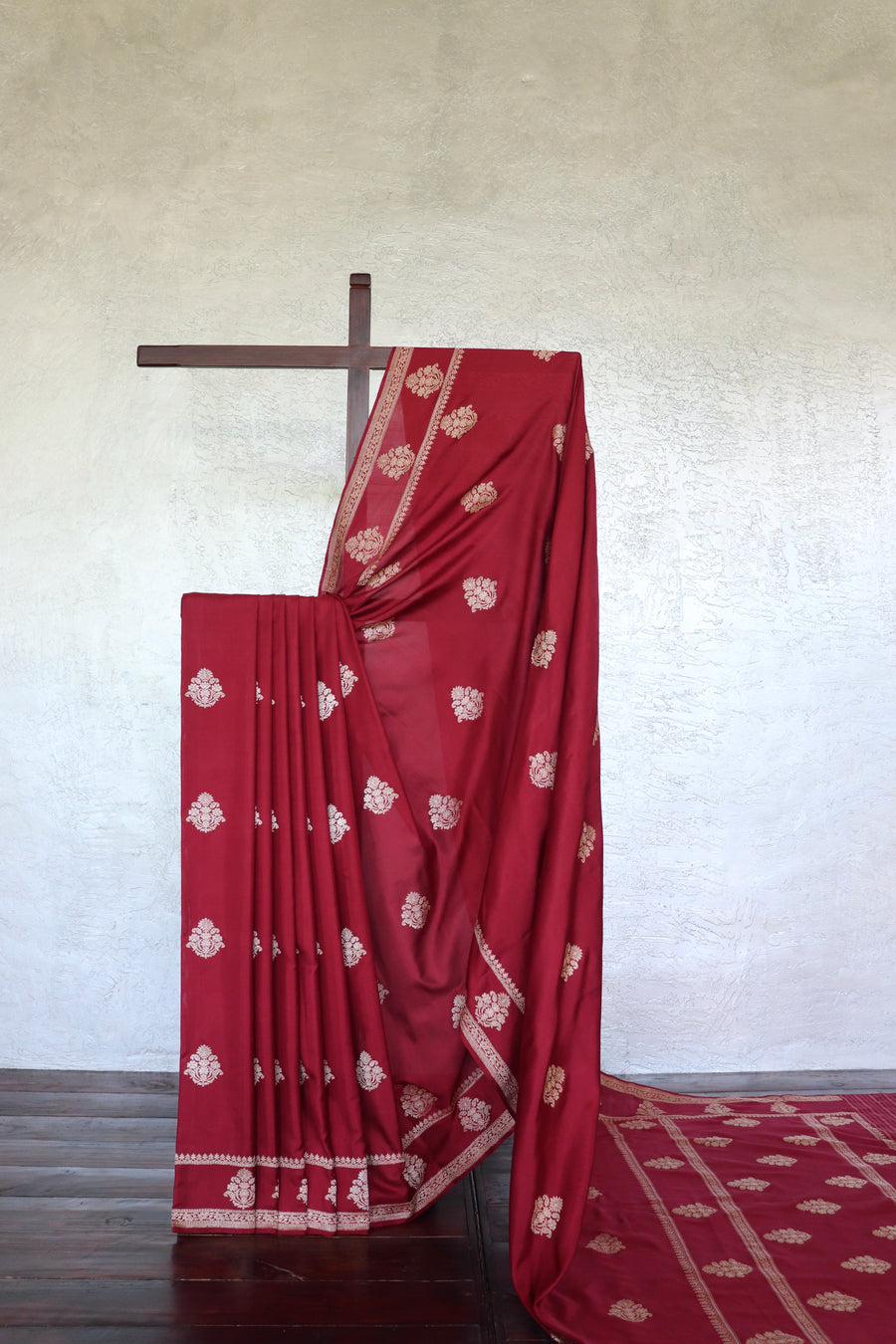 Maroon Kadhua Motif Pure Silk Handloom Banarasi Saree