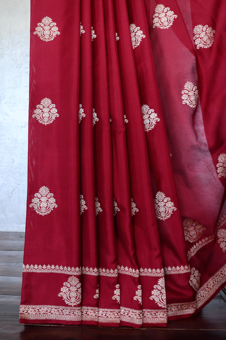 Maroon Kadhua Motif Pure Silk Handloom Banarasi Saree