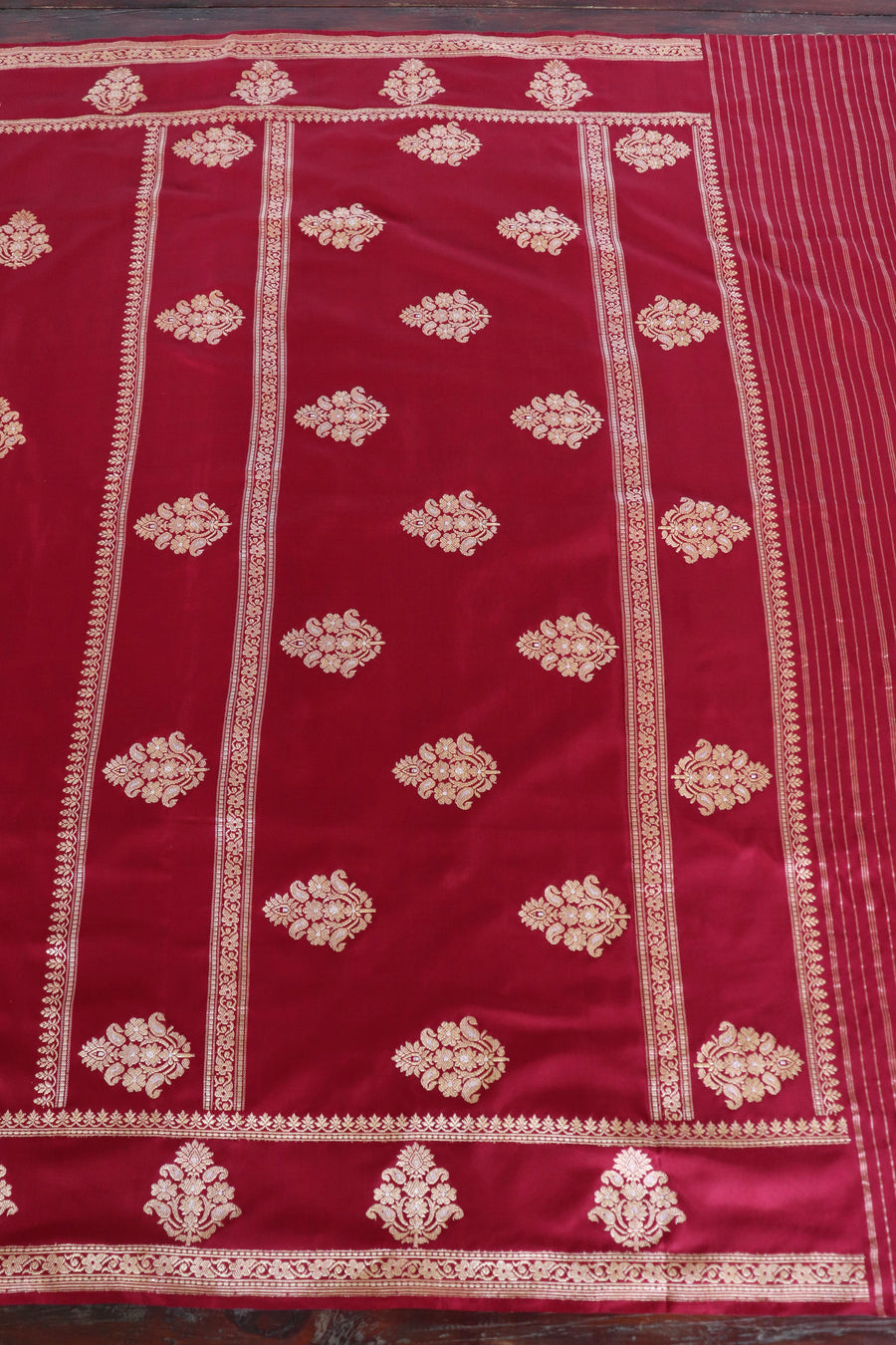 Maroon Kadhua Motif Pure Silk Handloom Banarasi Saree