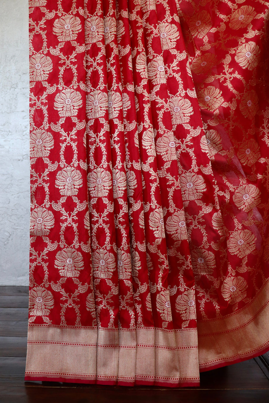 Red Chinar Jangla Pure Silk Handloom Banarasi Saree