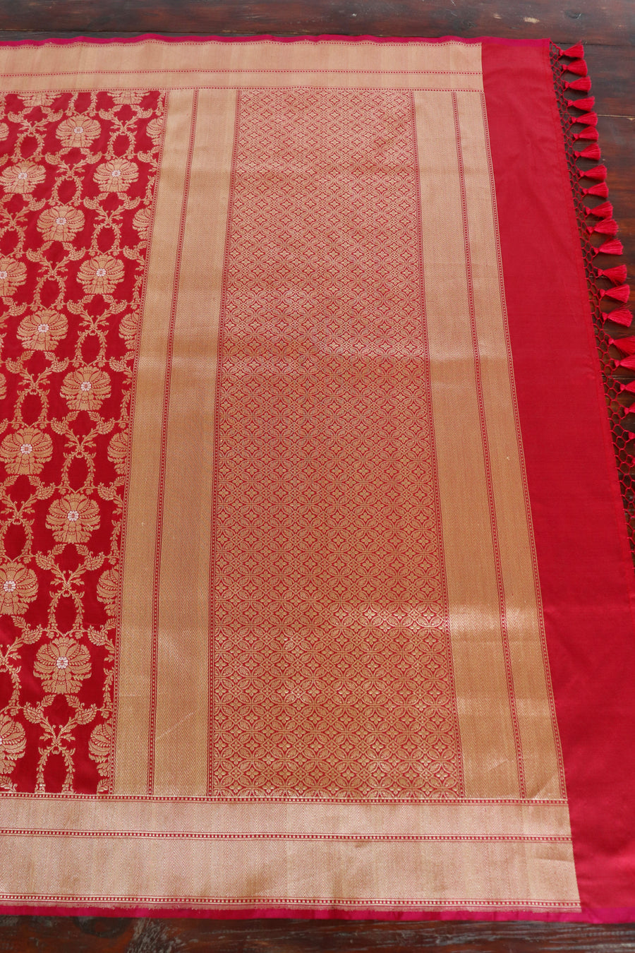 Red Chinar Jangla Pure Silk Handloom Banarasi Saree