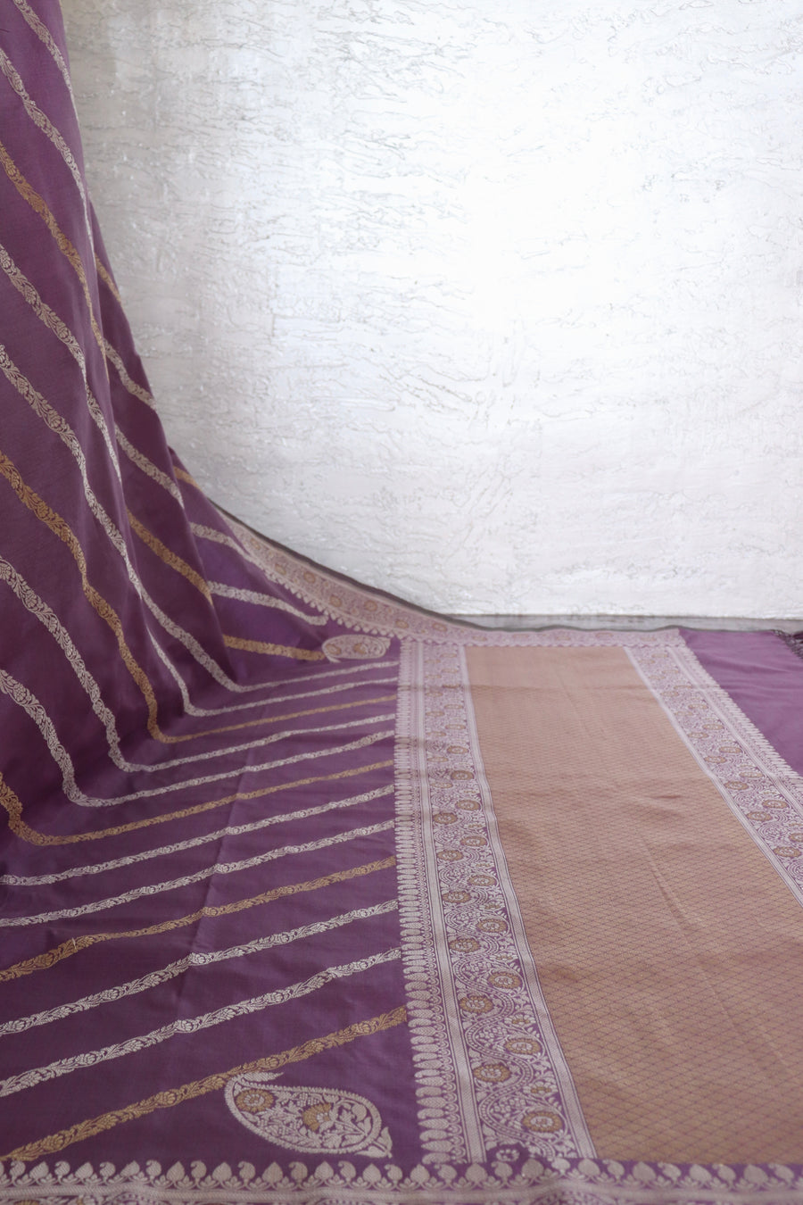 Purple Mauve Aada Jangla Pure Katan Silk Banarasi Saree