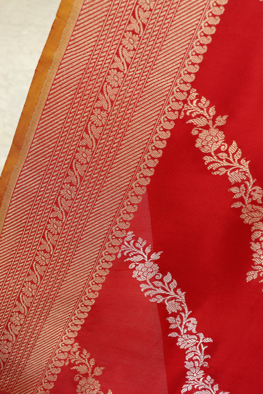 Red Aada Jangla Pure Katan Silk Banarsi Saree
