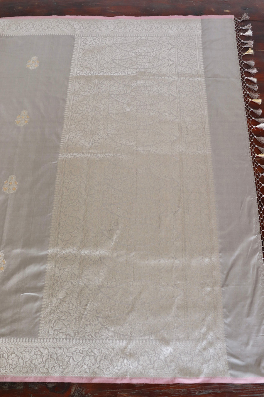 Dove Grey Buta Kadhua Pure Silk Handloom Banarasi Saree