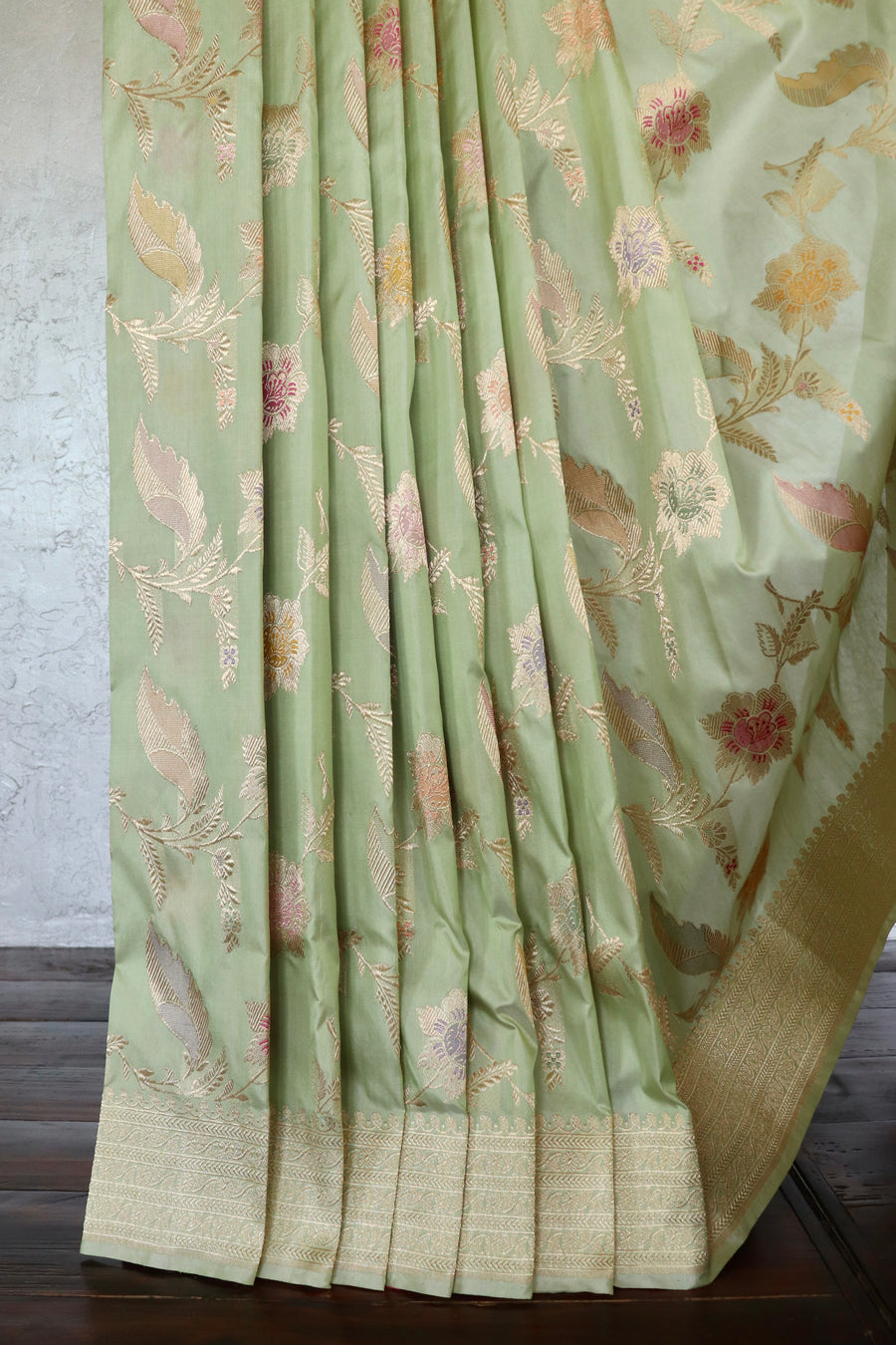 Pista Green Kadhua Pure Silk Banarasi Jangla Handwoven Saree