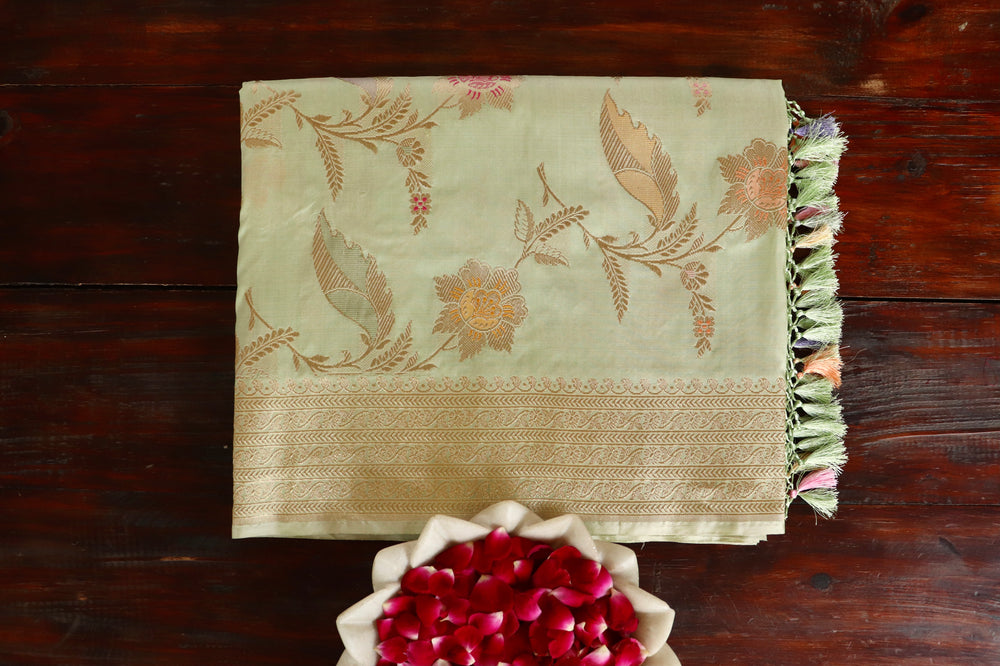 Pista Green Kadhua Pure Silk Banarasi Jangla Handwoven Saree