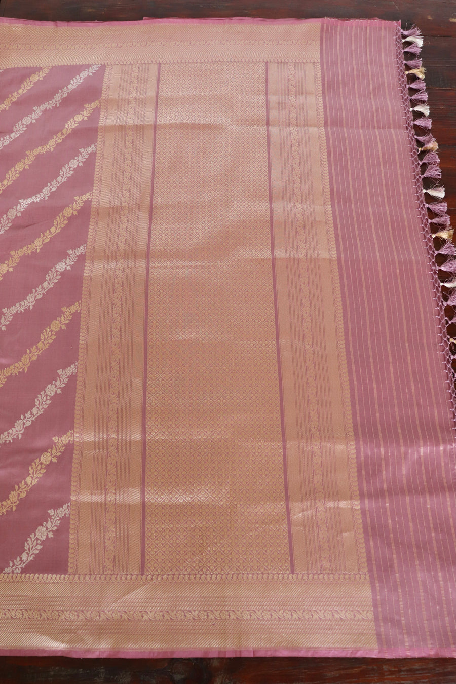 Lavender Aada Jangla Pure Katan Silk Banarasi Saree