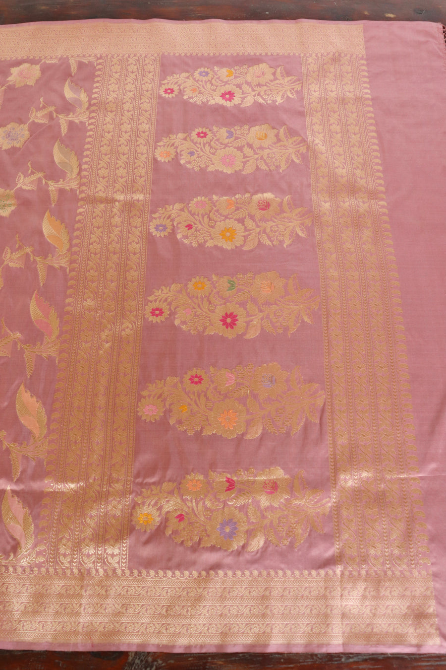 Dusty Rose Kadhua Pure Silk Jangla Handwoven Saree