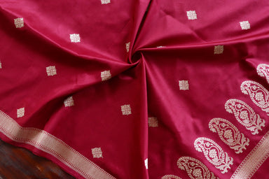 Maroon Paisley Buti Banarasi Silk Dupatta | Stuti Weaves