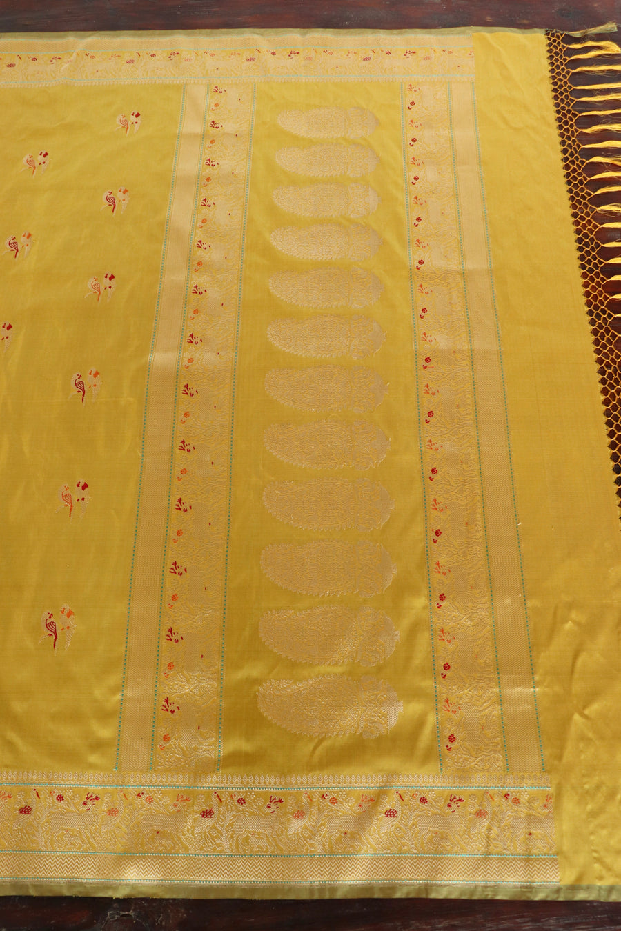 Mustard Parrot Bird Motif Kadhua Pure Silk Handloom Banarasi Saree