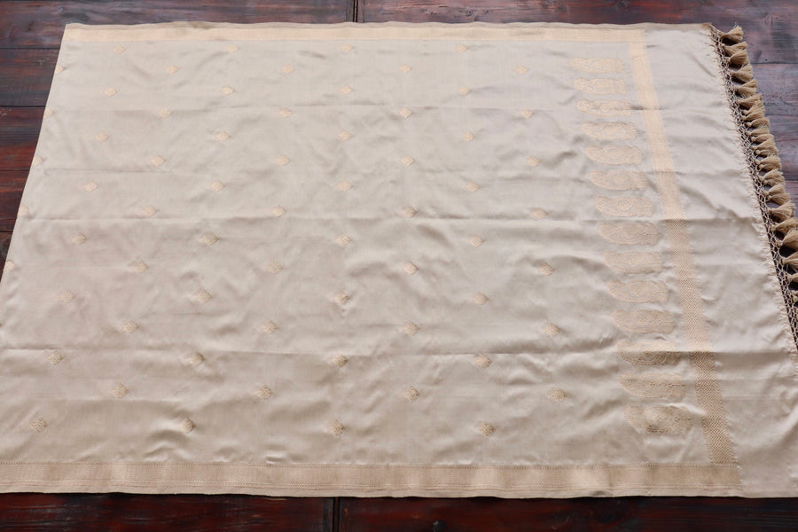 Ivory Paisley Buti Handloom Banarasi Silk Dupatta