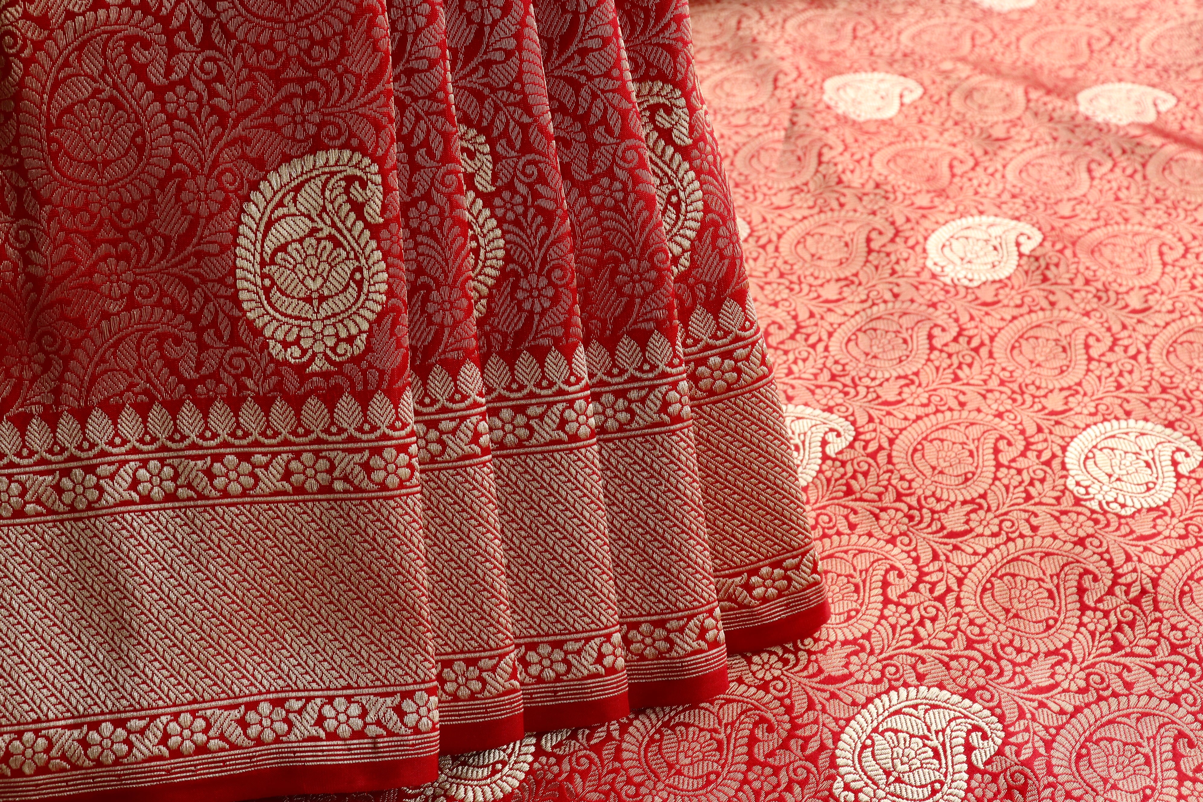 Classic Bridal Red Handwoven Banarasi Tanchoi Silk Saree