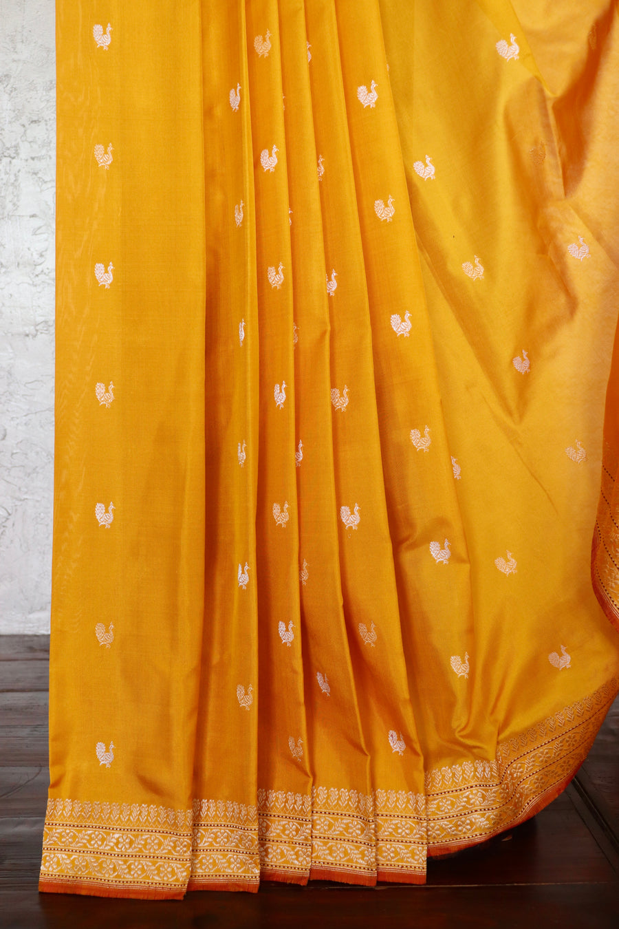 Yellow Peacock Motif Pure Silk Handloom Banarasi Saree