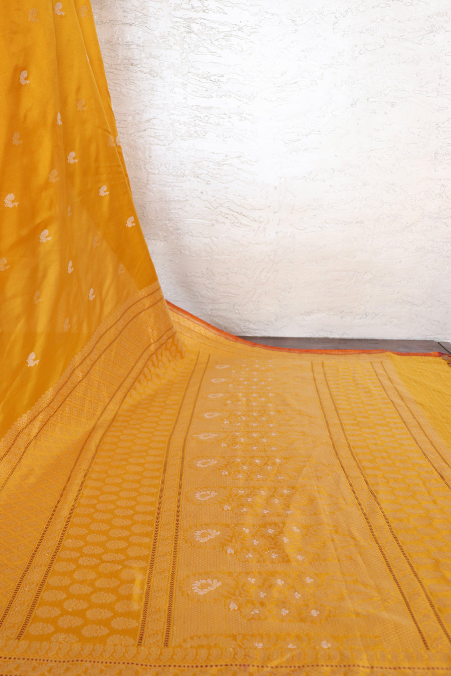 Yellow Peacock Motif Pure Silk Handloom Banarasi Saree