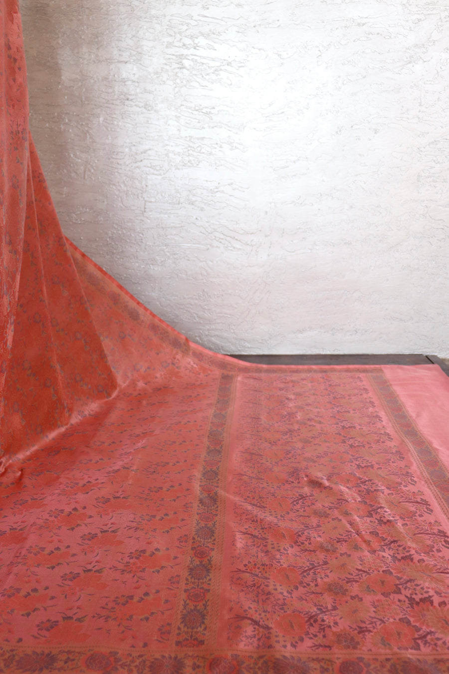 Rose Tanchoi Banarsi Silk Saree - photo 3