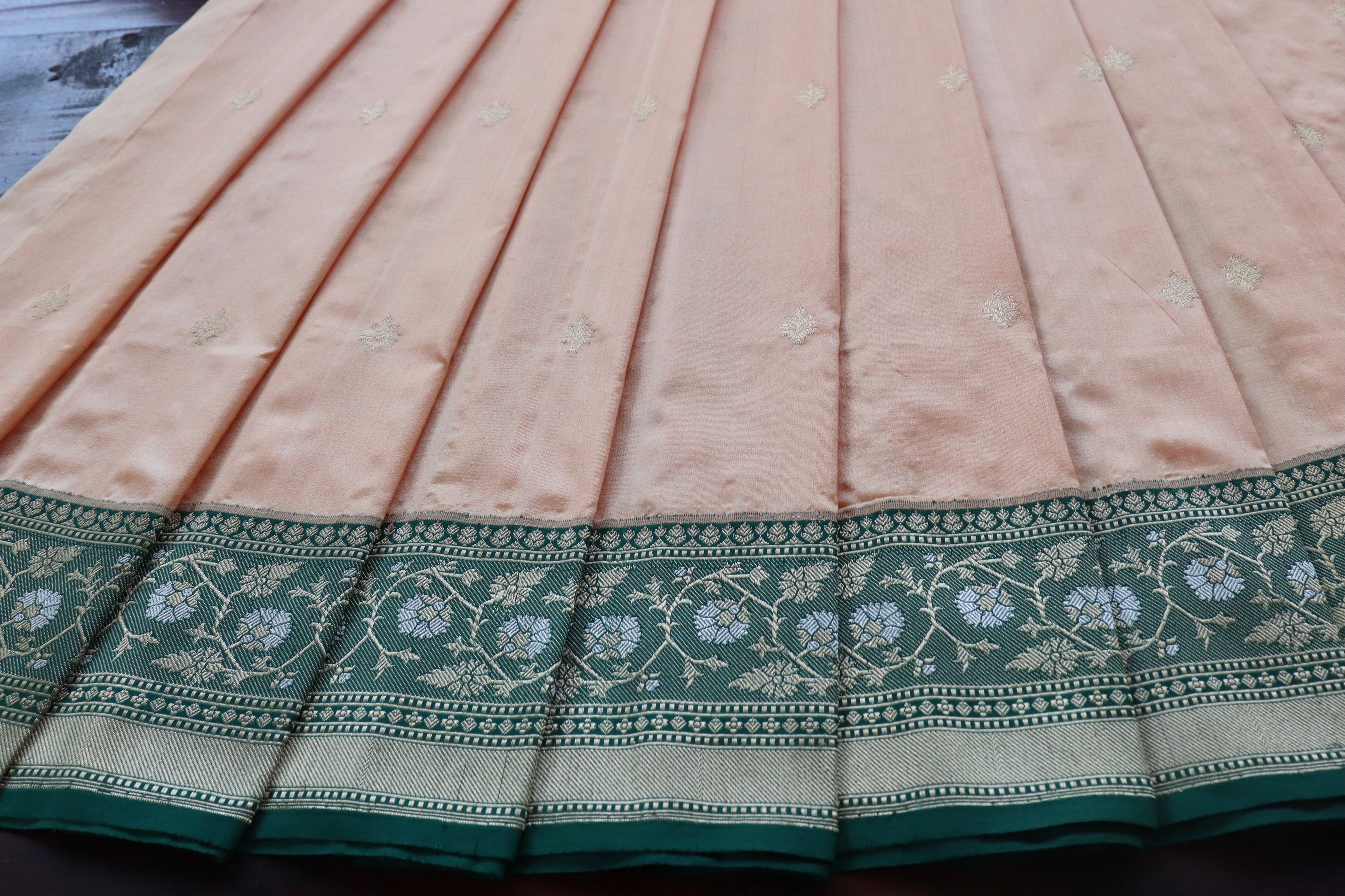 Peach Kadhua Pure Katan Silk Handloom Banarasi Saree