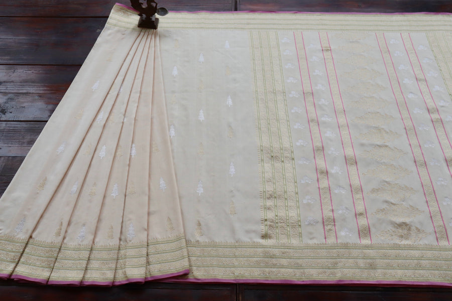 Beige Kadhua Motif Pure Silk Handloom Banarasi Saree
