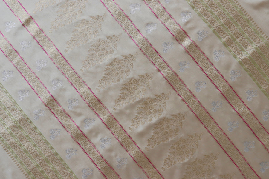 Beige Kadhua Motif Pure Silk Handloom Banarasi Saree