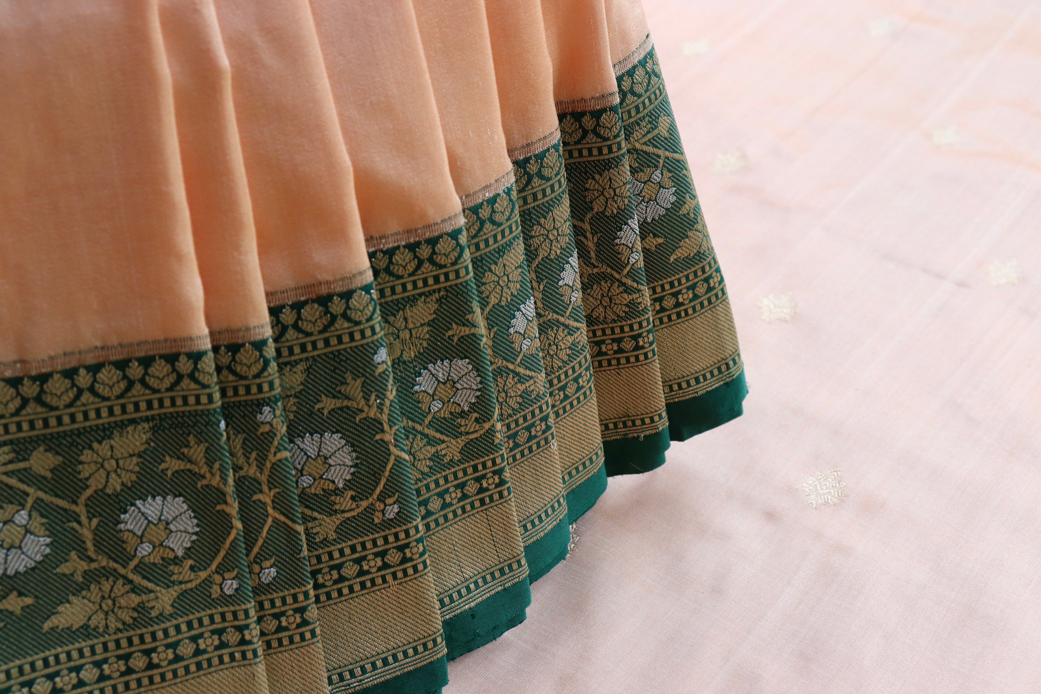 Peach Kadhua Pure Katan Silk Handloom Banarasi Saree