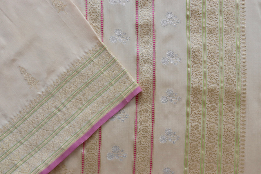 Beige Kadhua Motif Pure Silk Handloom Banarasi Saree