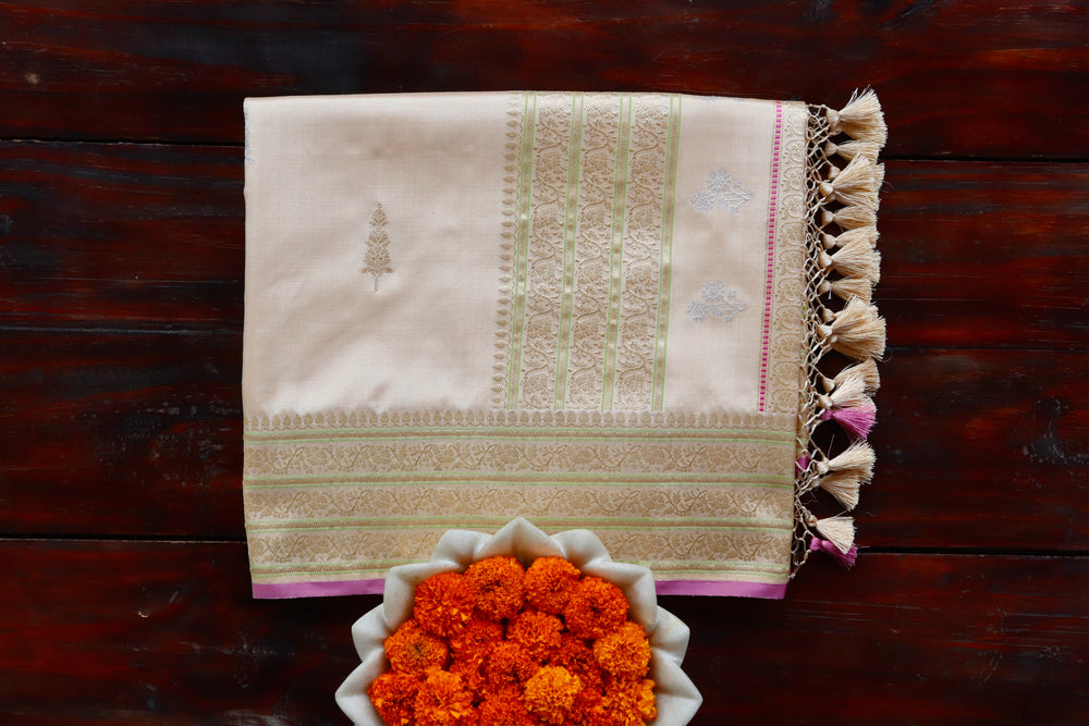 Beige handloom Banarsi saree with kadhua motifs in pure silk